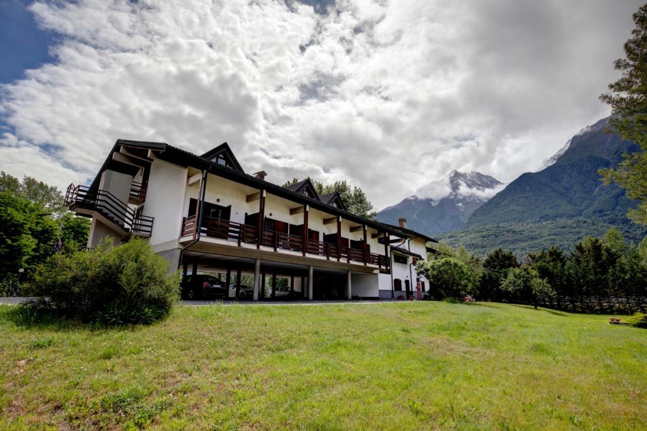 Hotel Petit Foyer Pollein Dış mekan fotoğraf