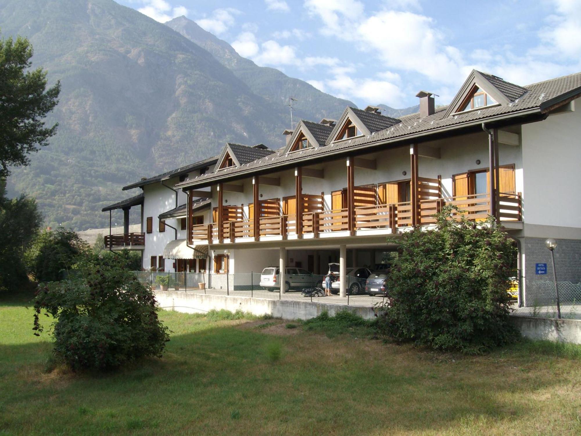 Hotel Petit Foyer Pollein Dış mekan fotoğraf