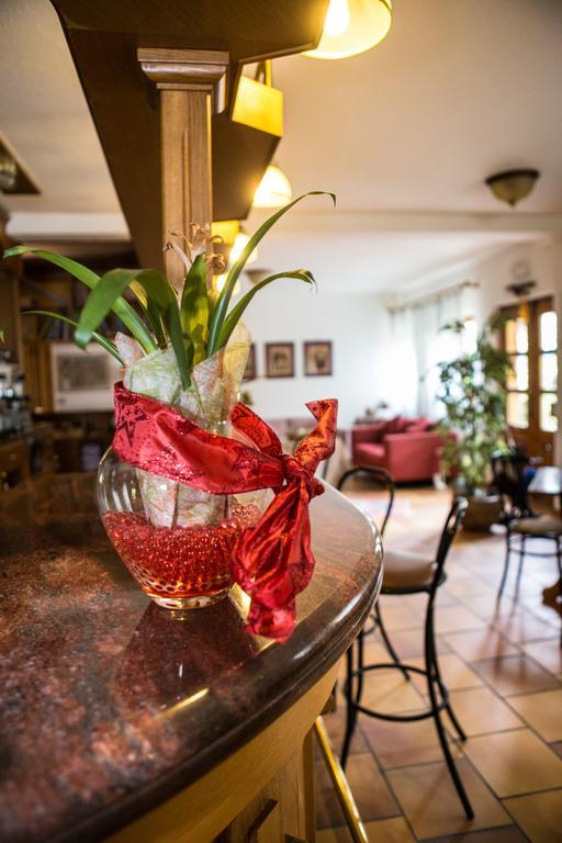Hotel Petit Foyer Pollein Dış mekan fotoğraf